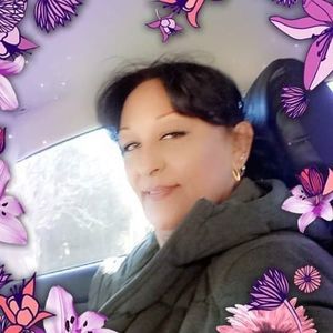 Meet your Posher, Lorraine